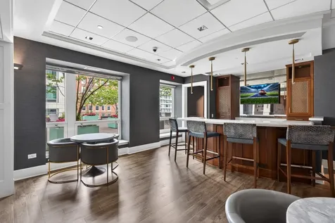 57 East Delaware Place Chicago IL 60611