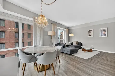 57 East Delaware Place Chicago IL 60611