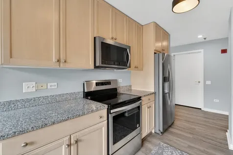 57 East Delaware Place Chicago IL 60611