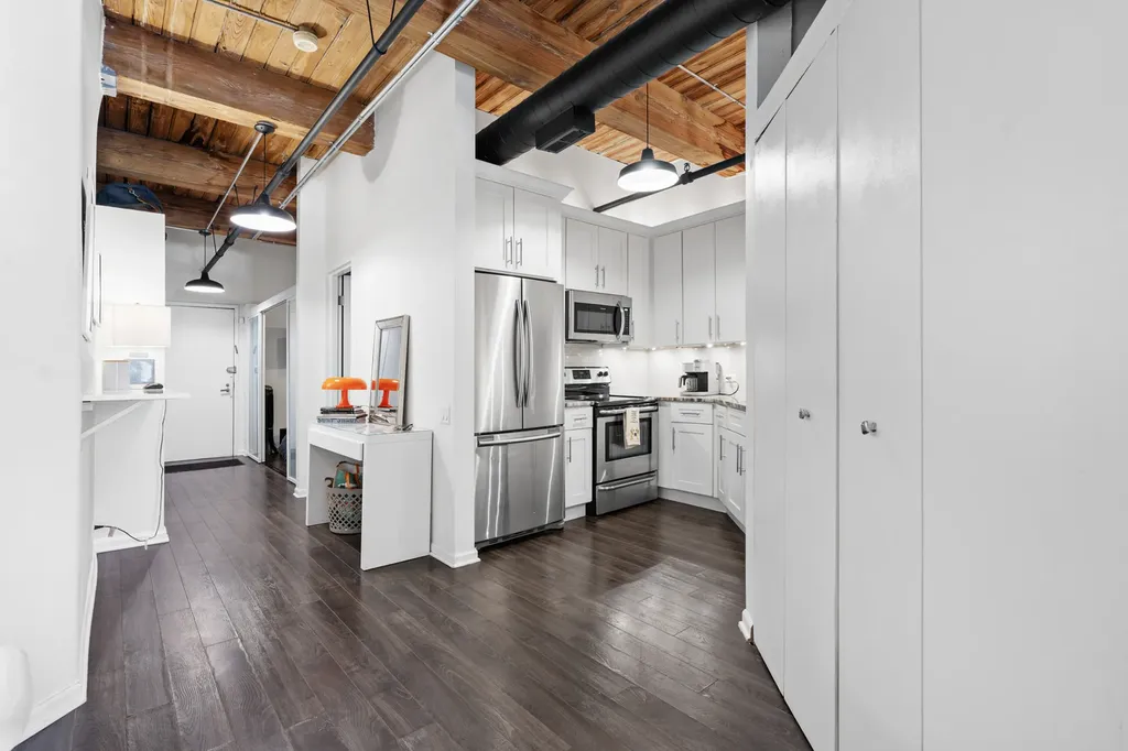 225 West Huron Street Chicago IL 60654