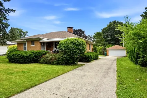204 South Reedwood Drive Joliet IL 60436