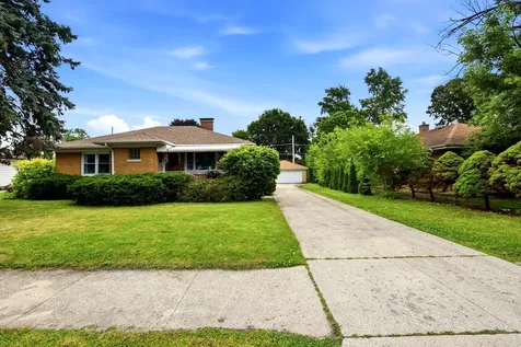204 South Reedwood Drive Joliet IL 60436