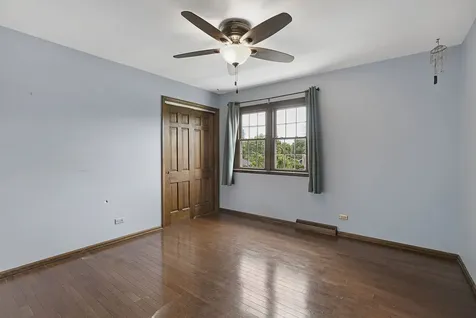 1963 Pinehurst Court Libertyville IL 60048