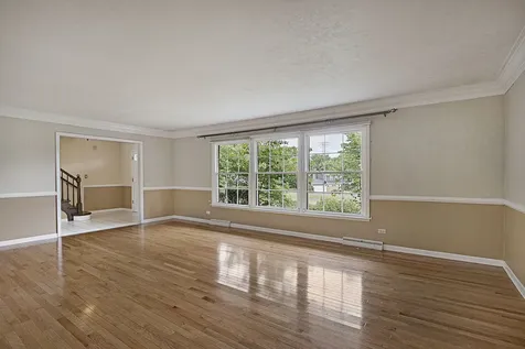 1963 Pinehurst Court Libertyville IL 60048