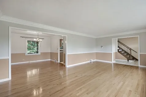 1963 Pinehurst Court Libertyville IL 60048
