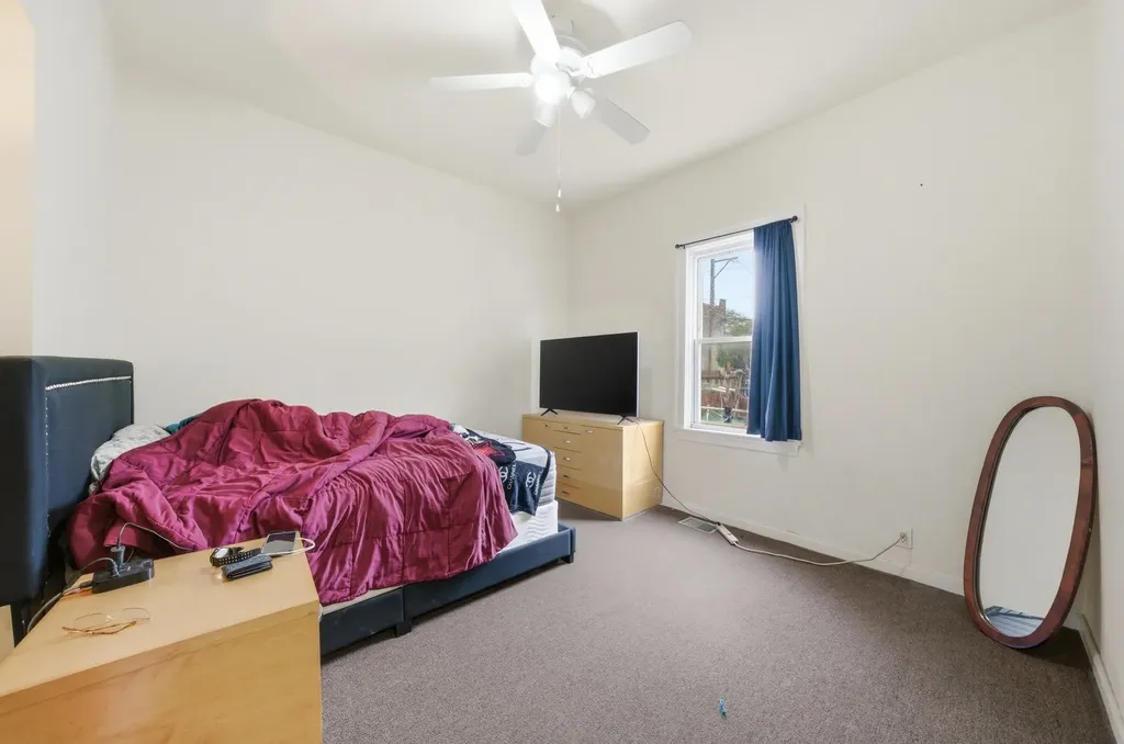 2643 South Hillock Avenue Chicago IL 60608