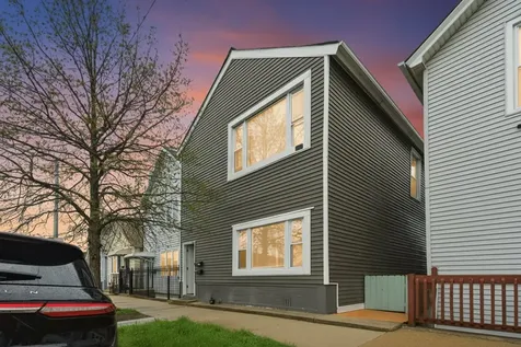 2643 South Hillock Avenue Chicago IL 60608
