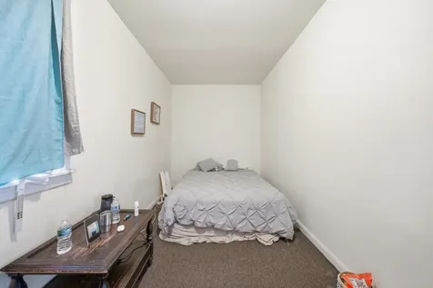 2643 South Hillock Avenue Chicago IL 60608