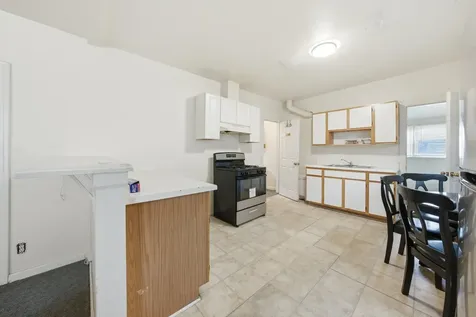 2643 South Hillock Avenue Chicago IL 60608