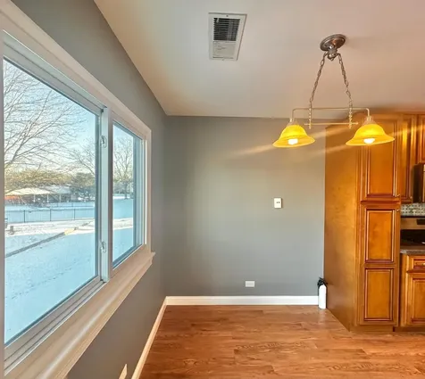 575 Greystone Lane Wheeling IL 60090