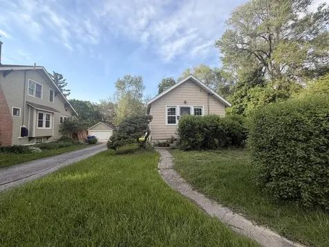 513 East Liberty Drive Wheaton IL 60187