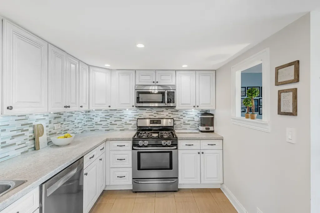 3838 West 111th Street Chicago IL 60655