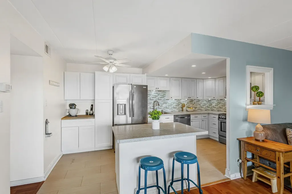 3838 West 111th Street Chicago IL 60655