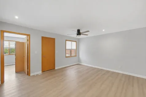 1661 Carmel Court Hoffman Estates IL 60169