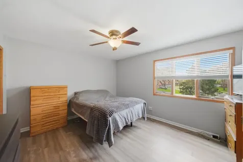 1661 Carmel Court Hoffman Estates IL 60169