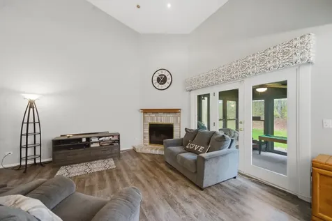 1661 Carmel Court Hoffman Estates IL 60169