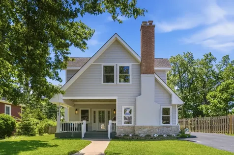 941 Greenwood Avenue Deerfield IL 60015