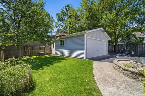 941 Greenwood Avenue Deerfield IL 60015