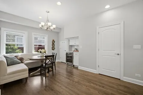 941 Greenwood Avenue Deerfield IL 60015