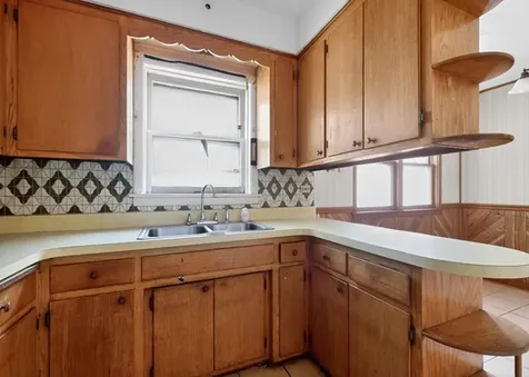14436 South Michigan Avenue Riverdale IL 60827