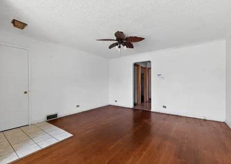 14436 South Michigan Avenue Riverdale IL 60827