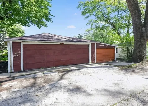 14436 South Michigan Avenue Riverdale IL 60827