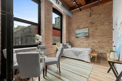 153 West Ohio Street Chicago IL 60654
