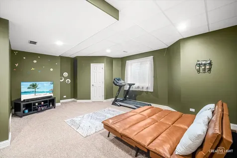 2423 Dustin Drive Sycamore IL 60178