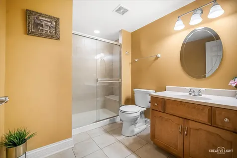 2423 Dustin Drive Sycamore IL 60178