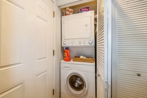 3914 North Kedvale Avenue Chicago IL 60641