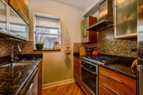 3914 North Kedvale Avenue Chicago IL 60641
