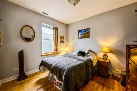 3914 North Kedvale Avenue Chicago IL 60641