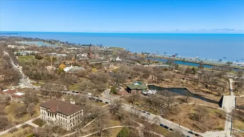 1969 North Lincoln Avenue Chicago IL 60614