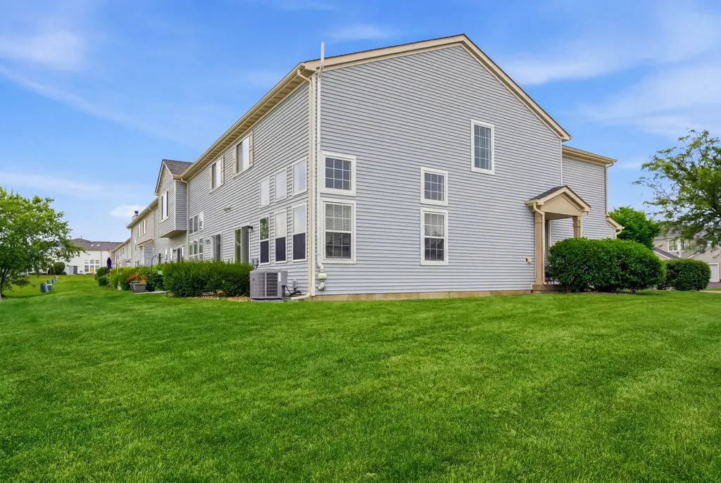 16540 South Windsor Lane Lockport IL 60441