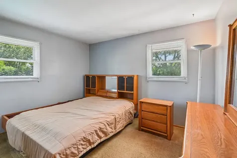 26 Hawthorne Lane Streamwood IL 60107
