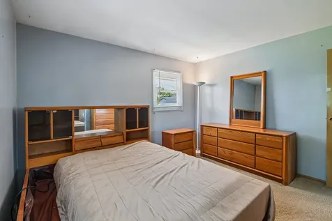 26 Hawthorne Lane Streamwood IL 60107