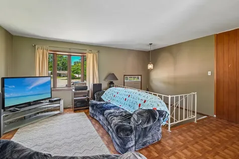 26 Hawthorne Lane Streamwood IL 60107