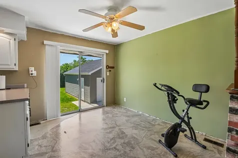 26 Hawthorne Lane Streamwood IL 60107