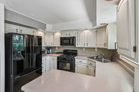 26 Hawthorne Lane Streamwood IL 60107