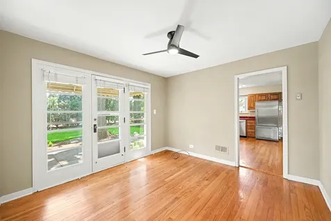 325 Lambert Road Glen Ellyn IL 60137