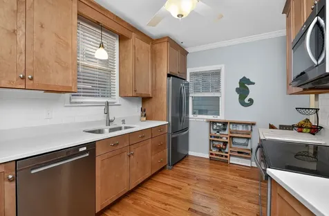 319 East Jefferson Avenue Wheaton IL 60187