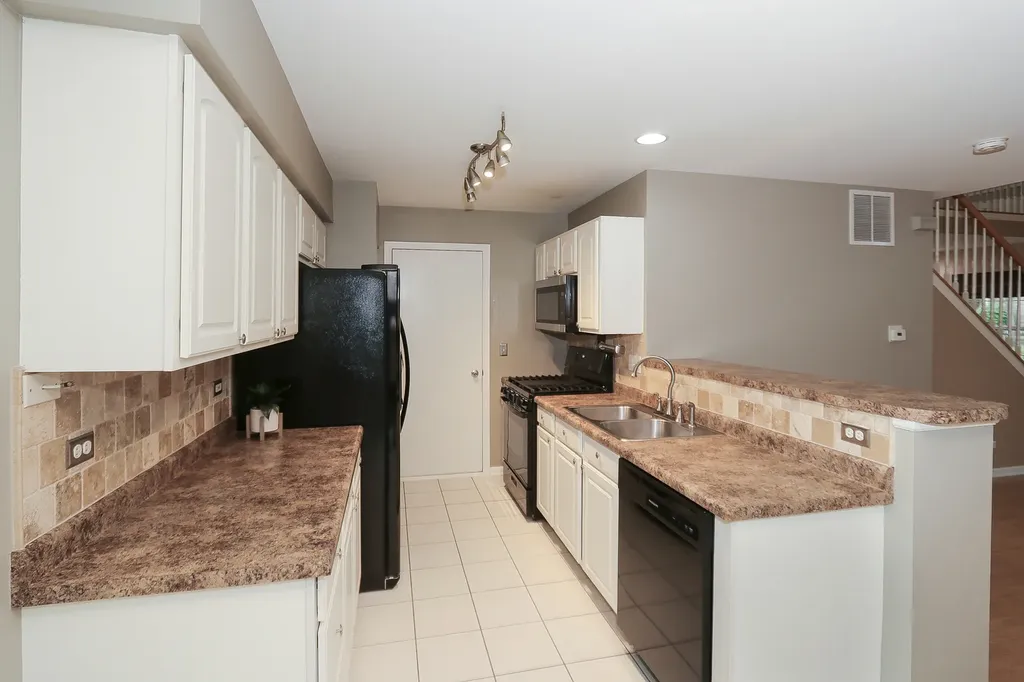10560 Wakefield Lane Huntley IL 60142