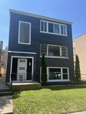 2607 West Rascher Avenue Chicago IL 60625