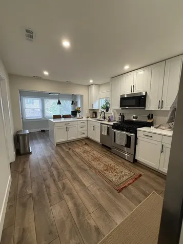 2607 West Rascher Avenue Chicago IL 60625