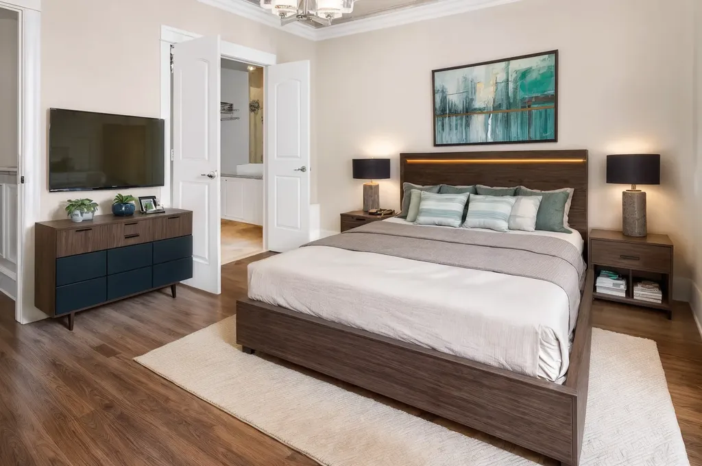 4355 South Lake Park Avenue Chicago IL 60653