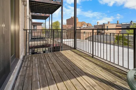 4355 South Lake Park Avenue Chicago IL 60653