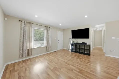 21730 Merrill Avenue Sauk Village IL 60411