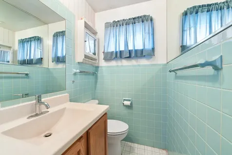 1207 Colorado Avenue Joliet IL 60435