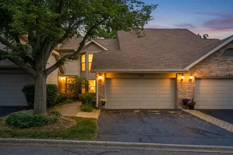 870 North Auburn Woods Drive Palatine IL 60067