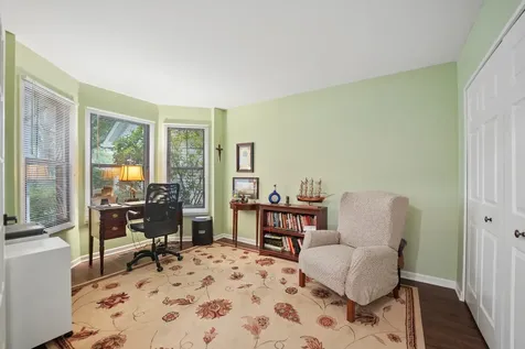 870 North Auburn Woods Drive Palatine IL 60067
